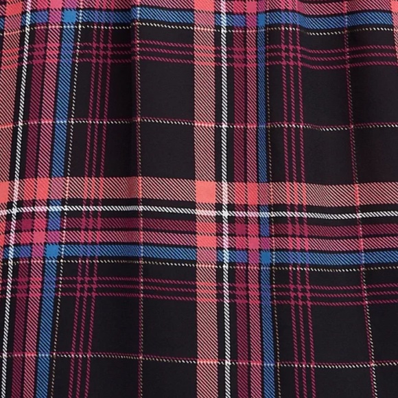 NWT TORRID Blouse - Georgette Plaid Foil Black - Picture 6 of 9